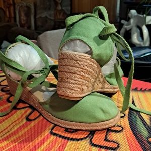 Comfort View Ankle Tie Shoes